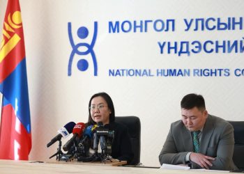 ХЭҮК: Цагдаагийнхан "Ноорог"-ын залуусын халдашгүй чөлөөтэй байх эрхийг зөрчсөн