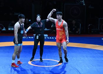 Чөлөөт бөхийн баг Азийн аваргаас 10 медаль хүртлээ