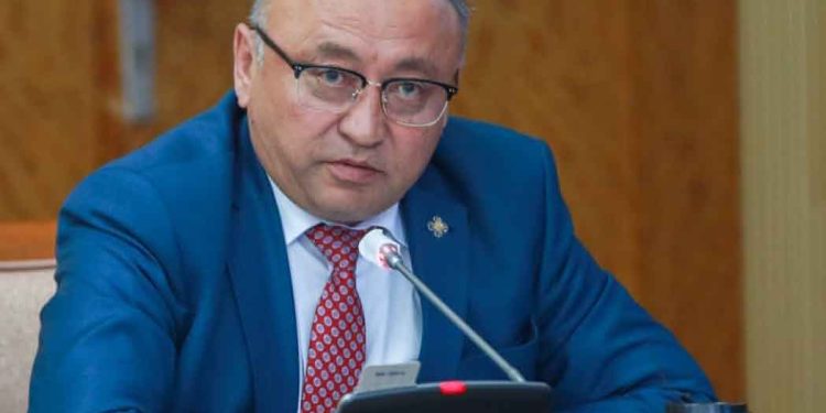 Б.Бейсэн: 101 тэрбумын хөнгөлөлттэй зээлийг 6-хан гурилын үйлдвэр хувааж авсан