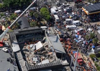 Доминиканд шөнийн цэнгээний газрын дээвэр нурж 79 хүн амиа алджээ