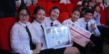 Панел хэлэлцүүлэгт "Бяцхан зүрхнүүд" баг тэргүүллээ