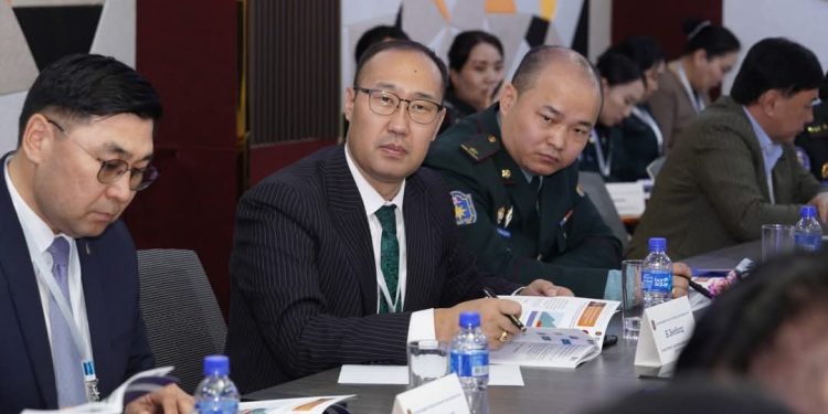 Б.Энхболд: Гэр бүлийн хүчирхийлэл үйлдсэн хүн бүрийг баривчилж шийтгэх нь зарим талаараа сөрөг үр дагавартай