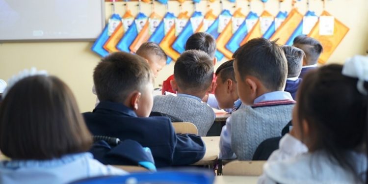 ЕБС-ийн сурагчдаас зүрхний эмгэгтэй 448 хүүхэд байна