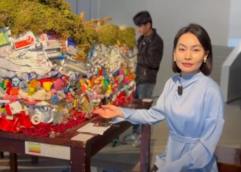 Хятадын Дүрслэх урлагийн төв академийн магистрант, докторантуудын үзэсгэлэн гарчээ