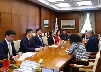 Нөмрөгийн дархан цаазат газарт тахь нутагшуулна