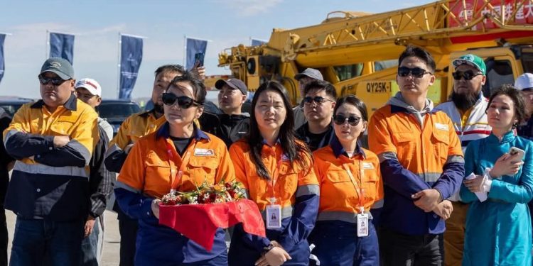 Гашуусухайт-Ганцмод төмөр замын боомтын хил холболтын бүтээн байгуулалт эхэллээ