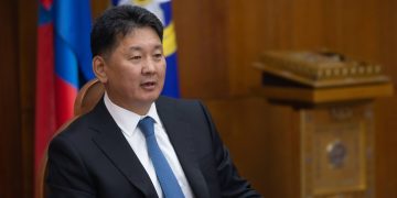 У.Хүрэлсүх: Парламентын засаглалаа бэхжүүлэх ёстой