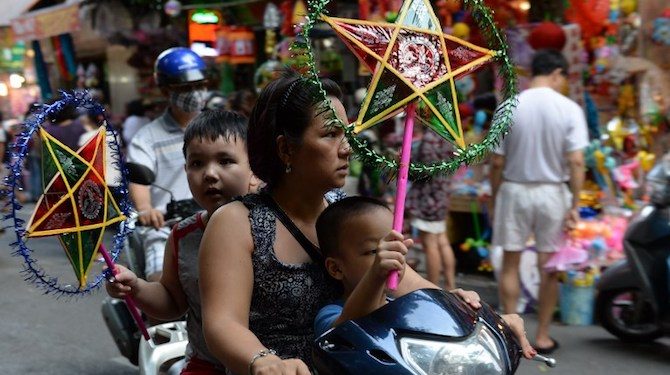 Вьетнам хоёр хүүхдийн бодлогоо цуцаллаа