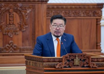 Занданшатар: Төсвийн зардлыг 1.5 их наяд төгрөгөөр бууруулна