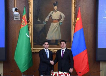 Ерөнхийлөгч У.Хүрэлсүх, С.Бердымухамедов нар албан ёсны хэлэлцээ хийлээ