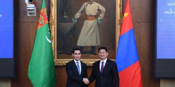 Ерөнхийлөгч У.Хүрэлсүх, С.Бердымухамедов нар албан ёсны хэлэлцээ хийлээ