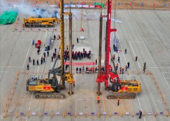 Гашуунсухайт-Ганцмод боомтын хил дамнасан төмөр замын барилгын ажил эхэллээ