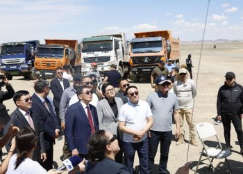 Олон жил хүлээгдсэн Ховд-Улаангом чиглэлийн авто замын бүтээн байгуулалт эхэллээ