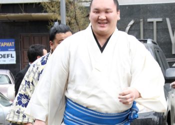 Их аварга М.Даваажаргал сүмогийн ертөнцөөс явлаа