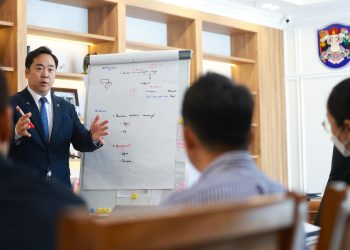 Зам тээврийн ослыг дроноор шийдэх талаар БНСУ-ын компанитай санал солилцлоо