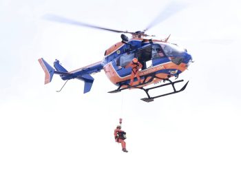 Нисдэг тэргээр эмнэлгийн яаралтай тусламж үзүүлэх сургалт эхэллээ