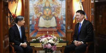 Ерөнхийлөгч У.Хүрэлсүх, гэргий Л.Болорцэцэг болон Японы эзэн Хаан Нарүхито, Хатан Масако нар албан ёсны уулзалт хийлээ