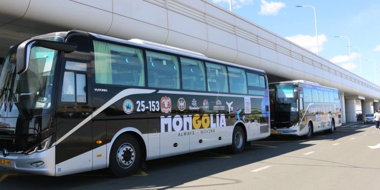 “Чингис хаан” нисэх буудал руу автобус өдөр бүр үйлчилж байна