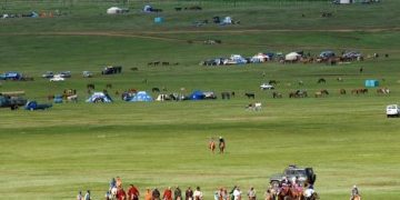 Наадмаар цаг агаар ямар байх вэ?