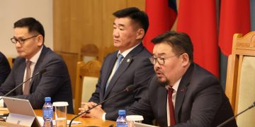 Г.Занданшатар: Орон нутагт эрх мэдэл өгч, бие даан хөгжих, орлого олох нөхцөл бүрдүүлнэ