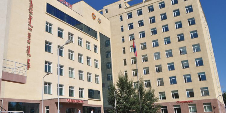 Цэргийн төв эмнэлгийг Баянзүрх дүүргийн иргэдэд нээлттэй болгох асуудлаар ярилцлаа