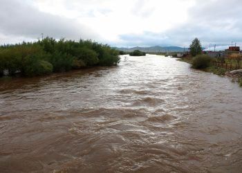 Туул гол олон жилийн дунджийг 15-45 см даван үерлэж байна