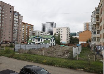 Богд хааны ордны хажууд олгосон газрын зөвшөөрлийг цуцлахаа мэдэгдэв