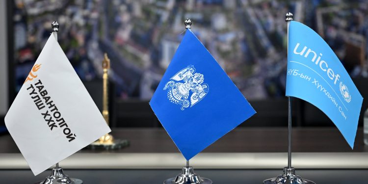 НҮБ-ын Хүүхдийн сантай хамтарч 1385 айлыг ЧИП дулаалгын төсөлд хамруулна