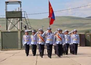 Монгол цэргүүд Хабаровск хотыг зорино