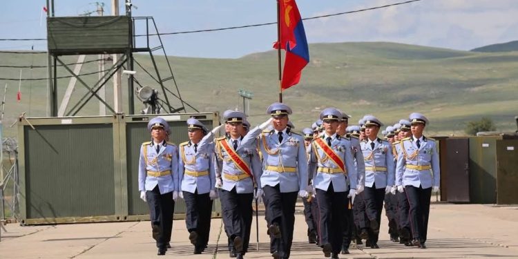 Монгол цэргүүд Хабаровск хотыг зорино