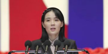 Ким Ёо Жун: Бид БНСУ-тай харилцаагаа сайжруулах хүсэлгүй, үүнийг Үндсэн хуульдаа ч тусгана