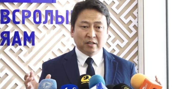 Д.Гантулга: Багш нарыг цомхотгохгүй