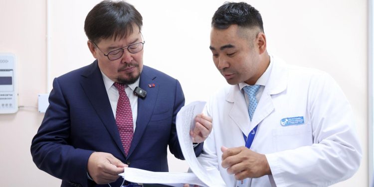 ЭХЭМТ-д хэрэгцээтэй тоног төхөөрөмж худалдан авах зардлыг Засгийн газраас шийдвэрлэхээр боллоо