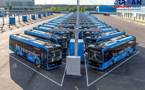 Москва жолоочгүй автобус үйлчилгээнд явуулж эхэллээ