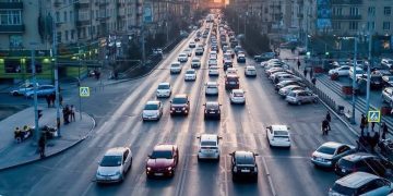 Ухаалаг камераар жолооч нарыг хянаж утсаа ашиглавал торгож байна