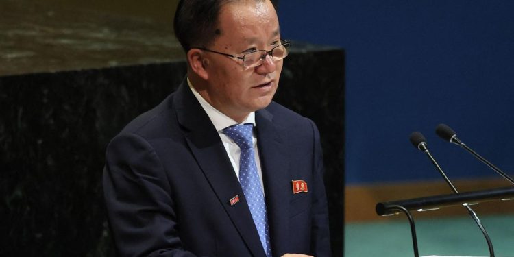 БНАСАУ: Бид цөмийн зэвсгийн хөтөлбөрөөсөө хэзээ ч татгалзахгүй