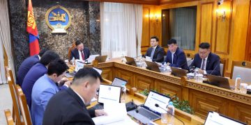 Төмөртэйн ордын тусгай зөвшөөрлийг албан тушаалтнууд хувьдаа шилжүүлэн авснаас үүдсэн хохирлыг төр нэхэмжилнэ