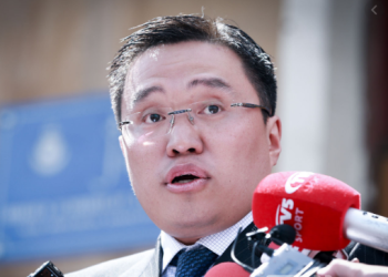 О.Магнайгийн нийтийн албанд томилогдох эрхийг хоёр жилээр хасаж, 500 сая төгрөгөөр торголоо