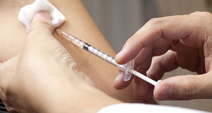 ХӨСҮТ: Вакцин хийлгэсэн хүн томуу туссан ч хүндрэх магадлал 40-50% бага