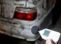 Мотоцикль болон бүдүүн яндантай тээврийн хэрэгслийн дуу чимээнийх нь децибелийг хэмжлээ