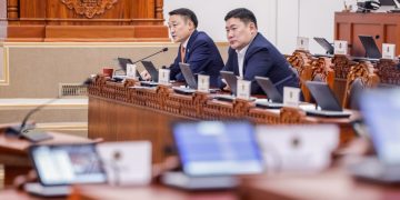 УИХ-ын даргыг үүрэгт ажлаас нь чөлөөллөө