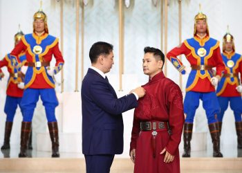 Кино урлагийн салбараас шинээр 3 гавьяат жүжигчин төрлөө