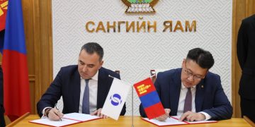 Зүрх судасны үндэсний төв байгуулах гэрээнд гарын үсэг зурлаа