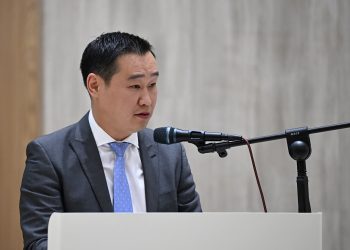 Б.Хишигтогтох: Баянхошуу, Шархад дэд төвд тус бүр 110 айлын орон сууцны барилгын ажлыг дууссан