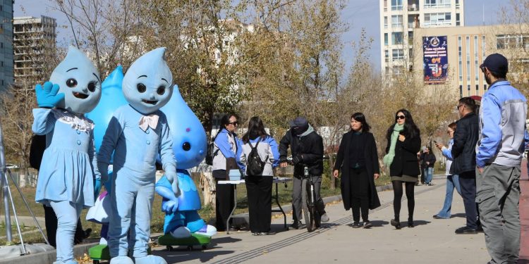“Усан тойрог” гадна талбайн нээлттэй үзэсгэлэн болж байна
