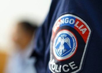 Цахим мөрийтэй тоглоом тоглож, 80 сая төгрөг залилуулжээ