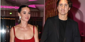 Дуучин Кэти Пэрри, Канадын Ерөнхий сайд асан Трюдо нар болзож буйгаа зарлалаа