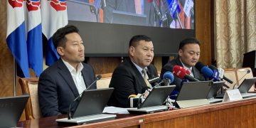 Цалин, тэтгэврийн нэмэгдлийг урсгал зардлаас 1.1 их наяд төгрөг танаж шийдвэрлэнэ