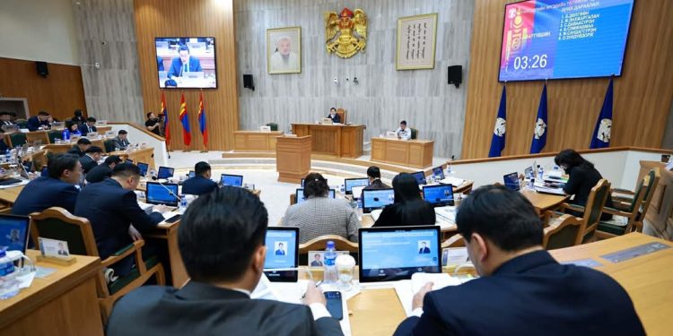 Х.Нямбаатар: Өнгөрсөн жилийн өдийтэй харьцуулахад агаарт хүхэрлэг хий 43 хувиар багассан