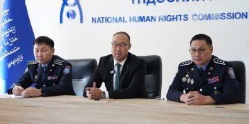 Энхийг сахиулагчид хүний эрхийн сургалтад хамрагдаж байна